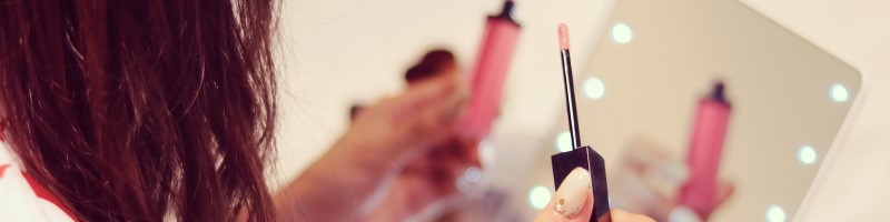 iPhone�̔���T�[�r�X�yi-Market(�A�C�}�[�P�b�g)�z���T�C�g